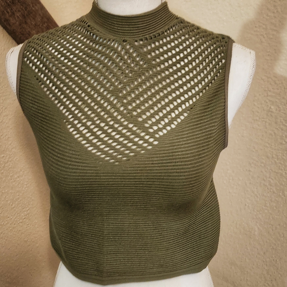 Bongo Olive Green Sleeveless Knit Crop Top Size Large